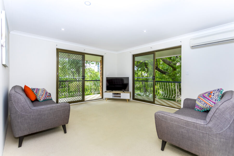 4/63 Macquarie Street St Lucia , QLD 4067 Australia