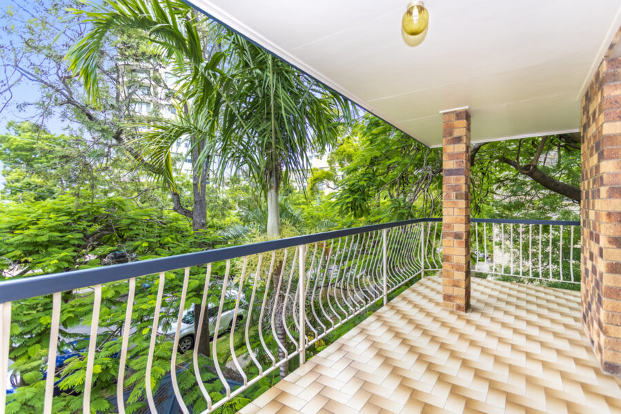 4/63 Macquarie Street St Lucia , QLD 4067 Australia