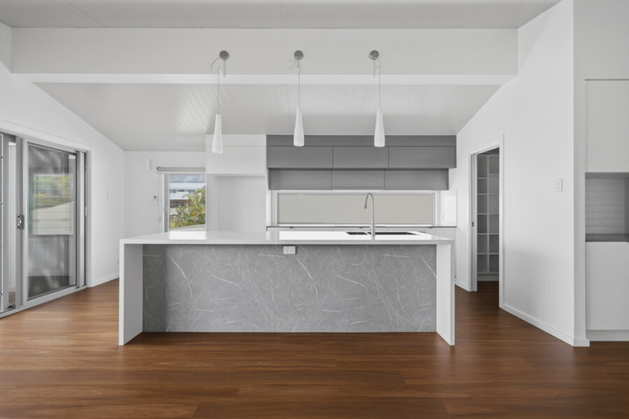 12A Redwood St Stafford Heights , QLD 4053 Australia