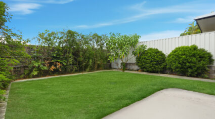 12A Redwood St Stafford Heights , QLD 4053 Australia