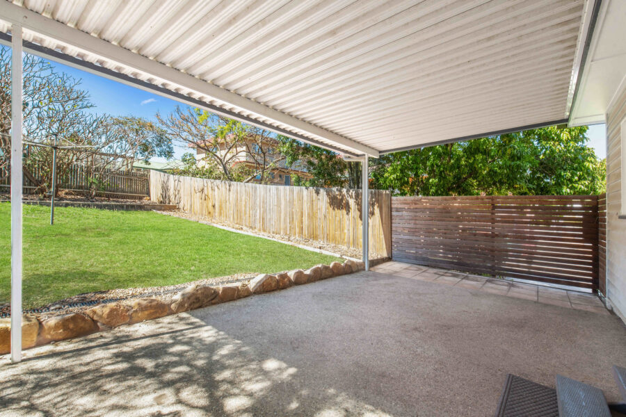 42 Beatrice St Greenslopes , QLD 4120 Australia