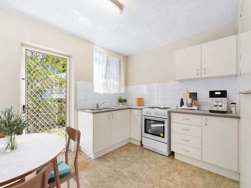 1/11 Carew Street Nundah , QLD 4012 Australia