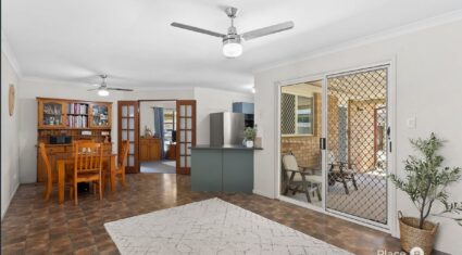 99 Cambridge Cres Fitzgibbon , QLD 4018 Ca