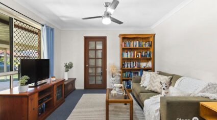 99 Cambridge Cres Fitzgibbon , QLD 4018 Ca