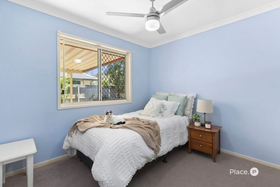 99 Cambridge Cres Fitzgibbon , QLD 4018 Ca