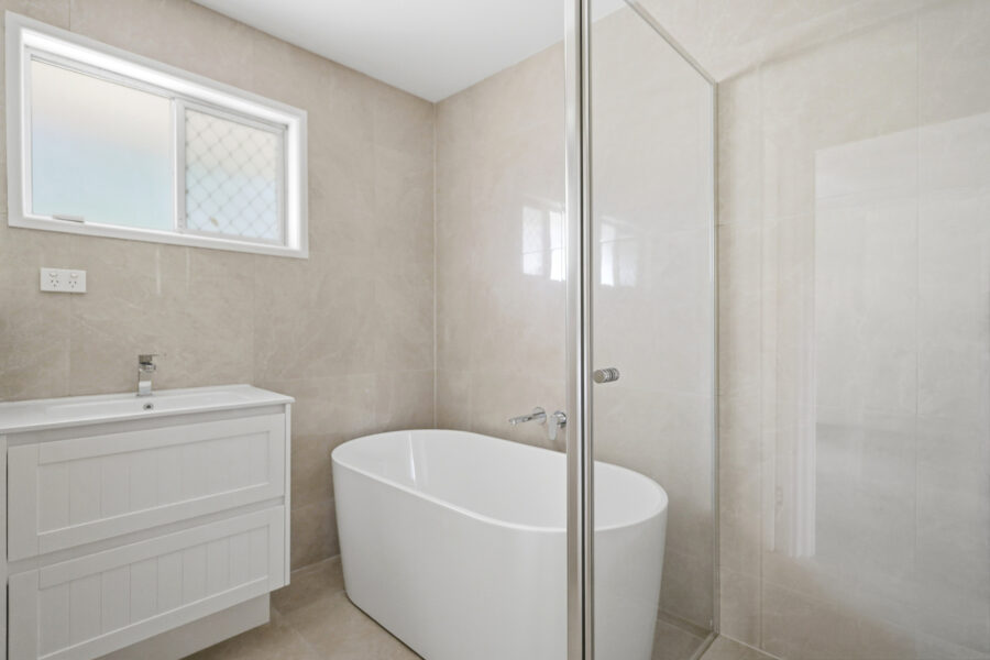 10 Bluegum Ct Kingston , QLD 4114 Australia