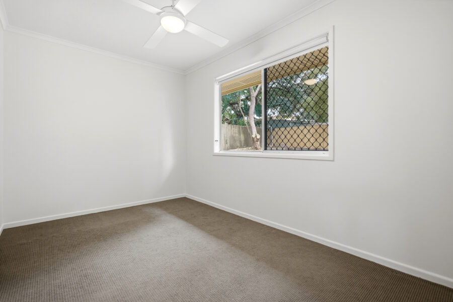 10 Bluegum Ct Kingston , QLD 4114 Australia