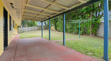 10 Bluegum Ct Kingston , QLD 4114 Australia