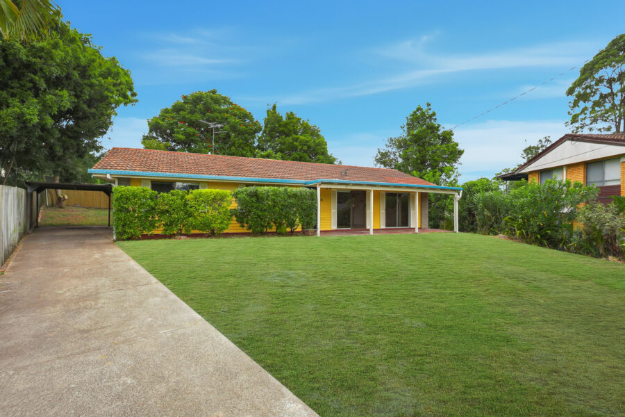 10 Bluegum Ct Kingston , QLD 4114 Australia