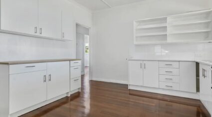 Room 3 - 8 Stourbridge St Mount Gravatt , QLD 4122 Australia