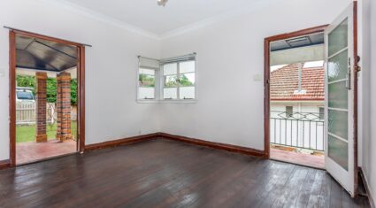 116 Dell Rd St Lucia , QLD 4067 