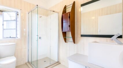 116 Dell Rd St Lucia , QLD 4067 