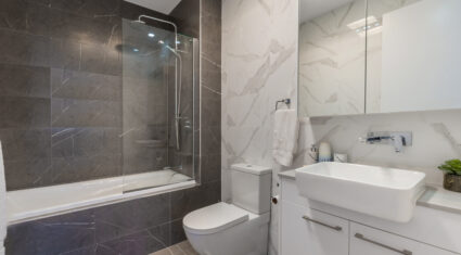 405/65 Depper St St Lucia , QLD 4067 