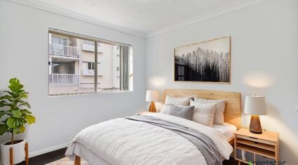 1/7 Weston St Coorparoo , QLD 4151 