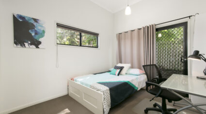 2/18 Highview Terrace St Lucia , QLD 4067 Australia