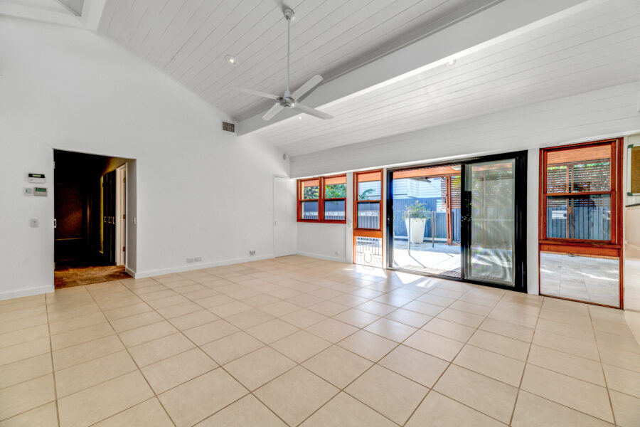 37 Lama St Chelmer , QLD 4068 Australia