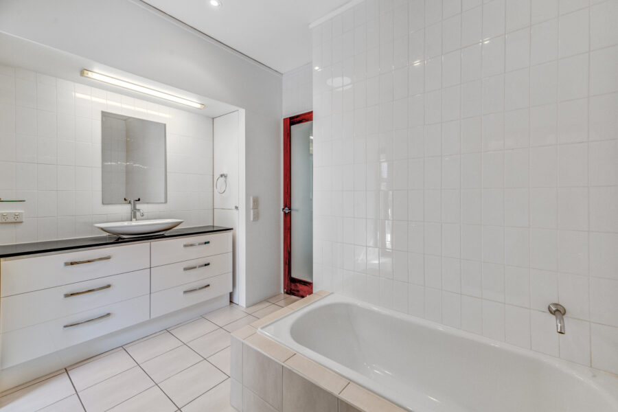 37 Lama St Chelmer , QLD 4068 Australia