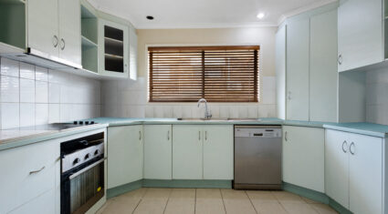 Room 2 - 4 Dapper St Sunnybank Hills , QLD 4109 