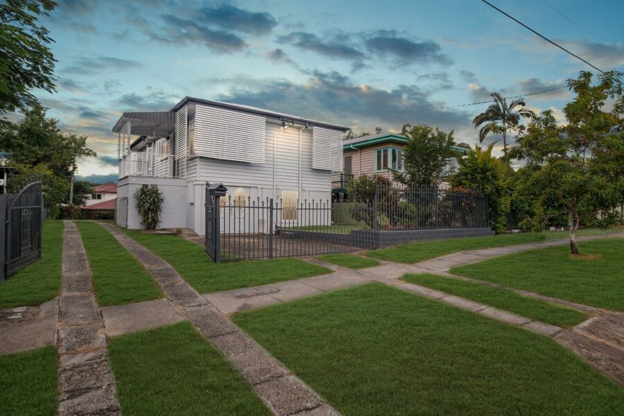 91 Buller St Everton Park , QLD 4053 Australia