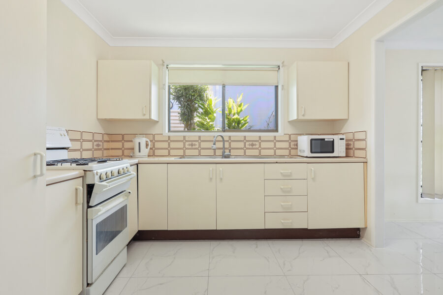 Room 4 - 154 Osborne Rd Mitchelton , QLD 4053 Australia