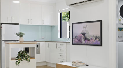 1/12 Sheehan St Milton , QLD 4064 Australia