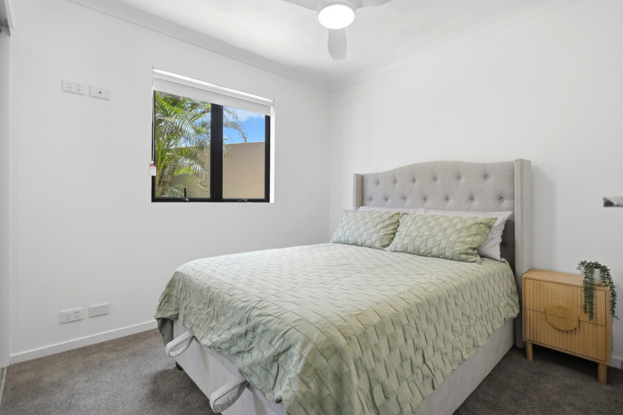 1/12 Sheehan St Milton , QLD 4064 Australia