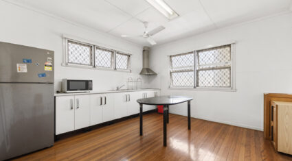 55 Mitchell St Sunnybank , QLD 4109 Australia