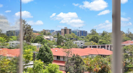 4/70 Mitre St St Lucia , QLD 4067 Australia