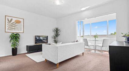 4/70 Mitre St St Lucia , QLD 4067 Australia