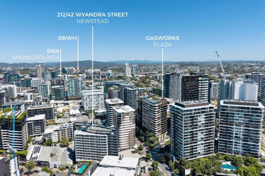 212/42 Wyandra St Newstead , QLD 4006 Australia