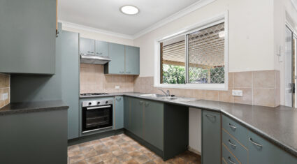 99 Cambridge Cres Fitzgibbon , QLD 4018 Ca