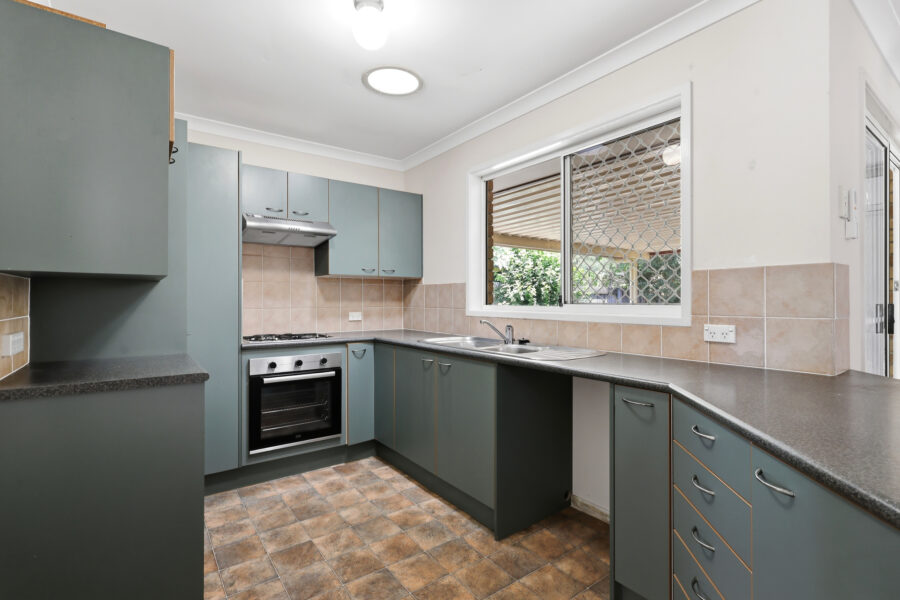 99 Cambridge Cres Fitzgibbon , QLD 4018 Ca