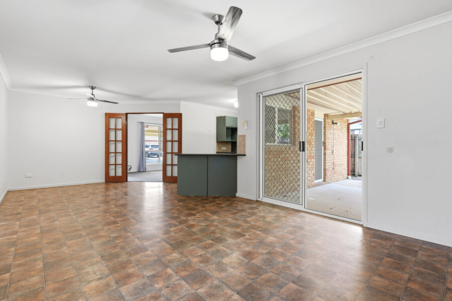 99 Cambridge Cres Fitzgibbon , QLD 4018 Ca