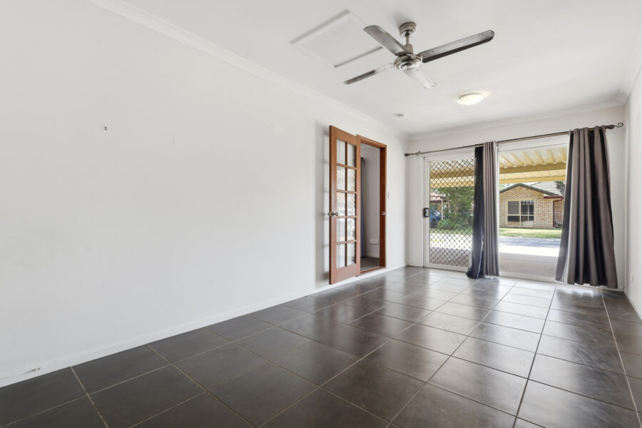 99 Cambridge Cres Fitzgibbon , QLD 4018 Ca