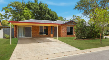 99 Cambridge Cres Fitzgibbon , QLD 4018 Ca