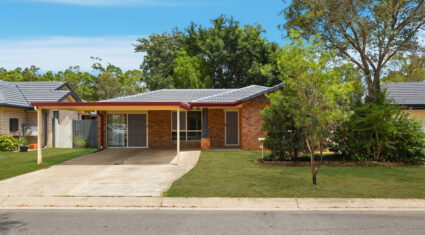 99 Cambridge Cres Fitzgibbon , QLD 4018 Ca