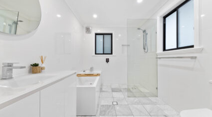 72 Dickens St Norman Park , QLD 4170 Australia