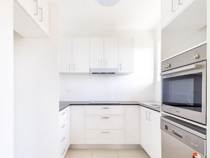 4/29 Morris Street Wooloowin , QLD 4030 Australia