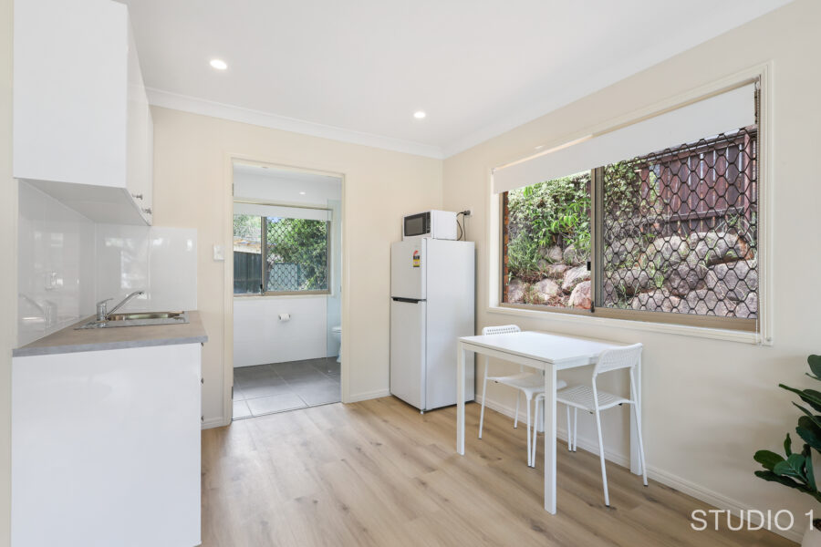 1/48 Metropole St Robertson , QLD 4109 Australia