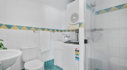 10/12 Sheehan St Milton , QLD 4064 