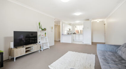 2/18 Cavendish St Nundah , QLD 4012 Australia