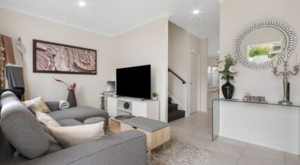 2/33 Quentin St Capalaba , QLD 4157 Australia