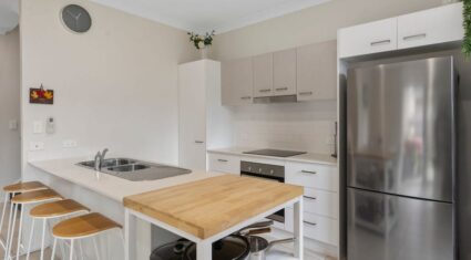 2/33 Quentin St Capalaba , QLD 4157 Australia