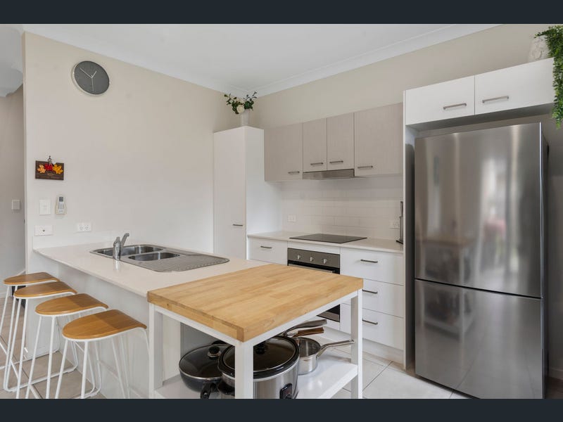 2/33 Quentin St Capalaba , QLD 4157 Australia