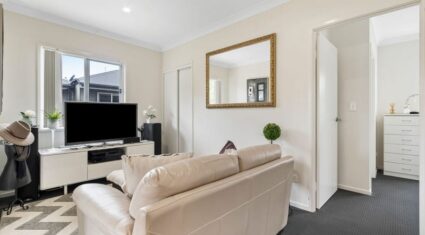 2/33 Quentin St Capalaba , QLD 4157 Australia