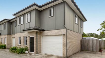 2/33 Quentin St Capalaba , QLD 4157 Australia