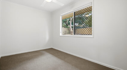 10 Bluegum Ct Kingston , QLD 4114 Australia