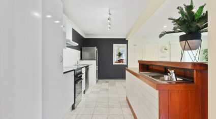 18a Jackson St Hamilton , QLD 4007 Australia