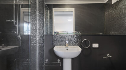 18a Jackson St Hamilton , QLD 4007 Australia