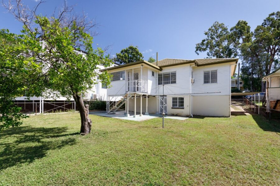 120 Dell Rd St Lucia , QLD 4067 